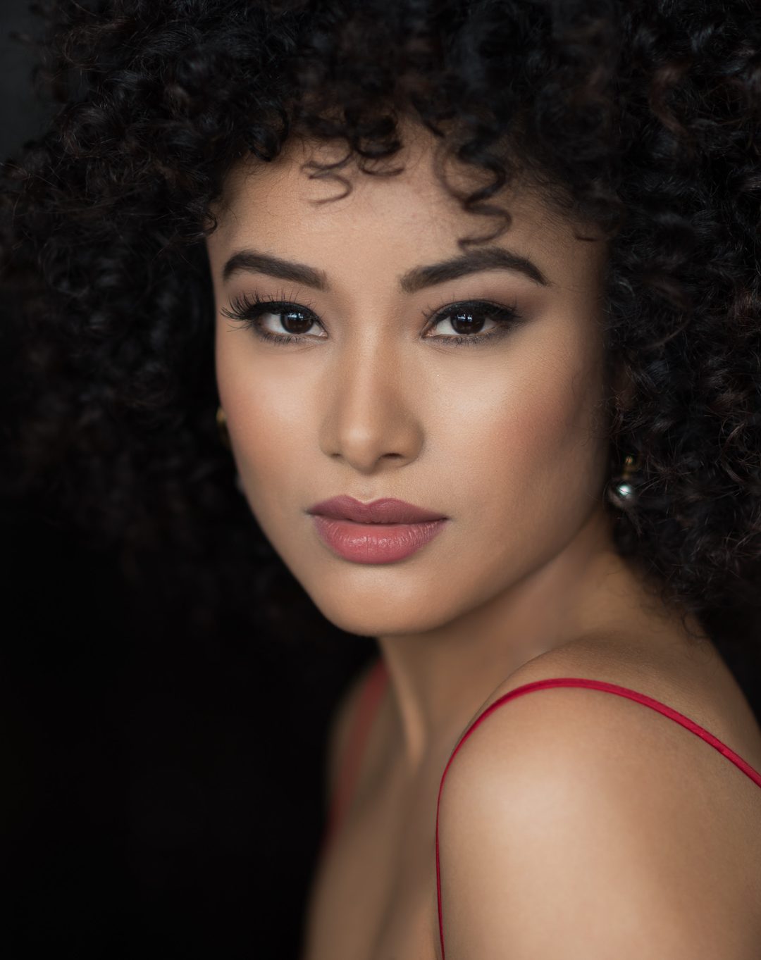 Curly Hairstyles for Your Portraits with a Fashion Photographer in Orange County
